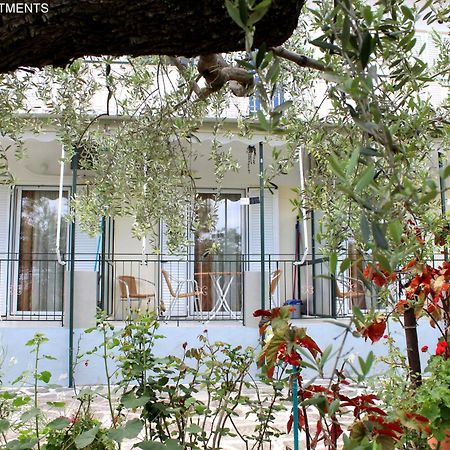Poúlithra Rentoulia Apartments מראה חיצוני תמונה